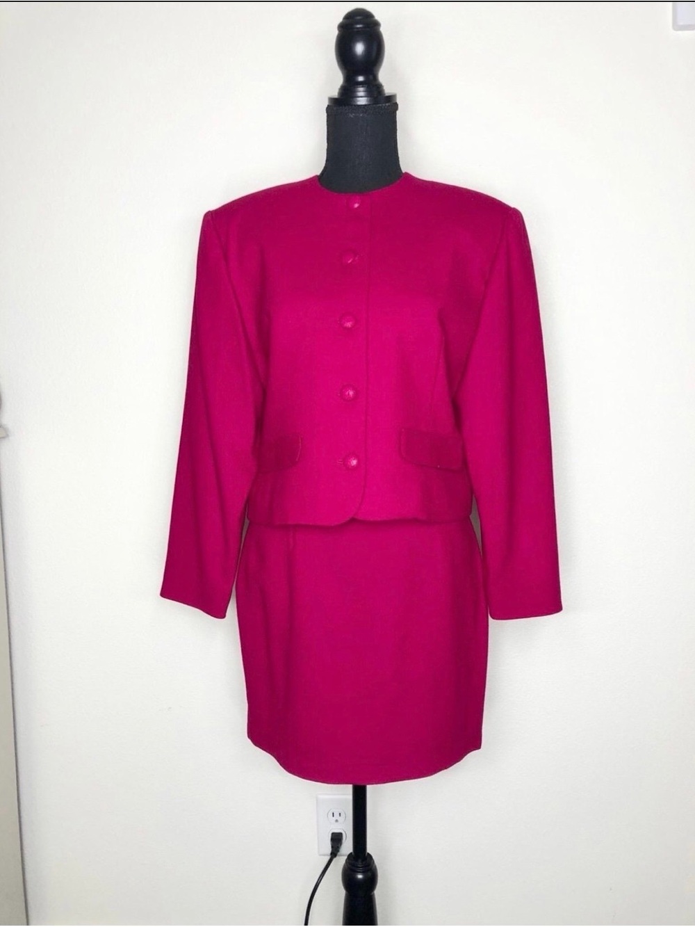Women’s Raspberry Red Two-Piece Blazer & Skirt Suit Set - Petites
